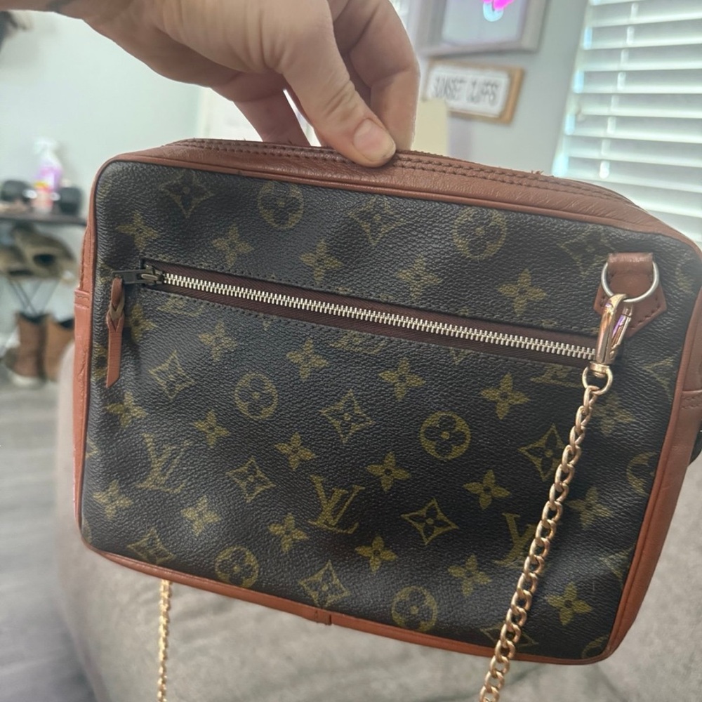 Authentic Louis Vuitton (COA Included) Vintage Monogram Shoulder / Crossbody Bag